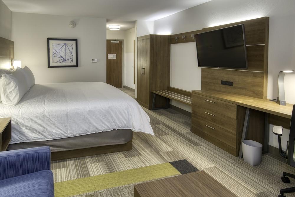 Holiday Inn Express & Suites - Omaha Downtown - Airport By Ihg Exterior photo